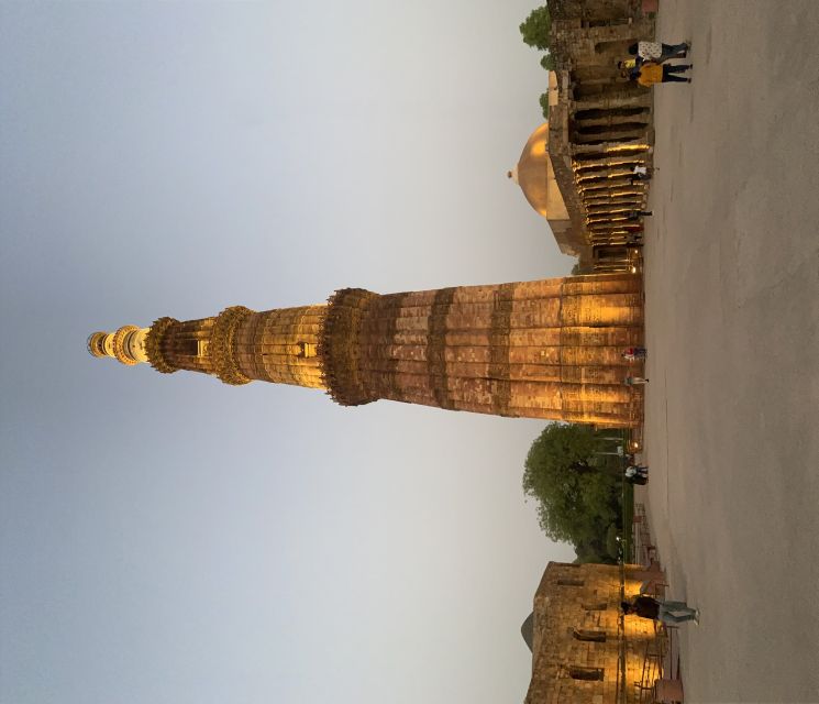 Delhi: Old and New Delhi Private Full or Half-Day Tour - Qutub Minar and the southern monuments