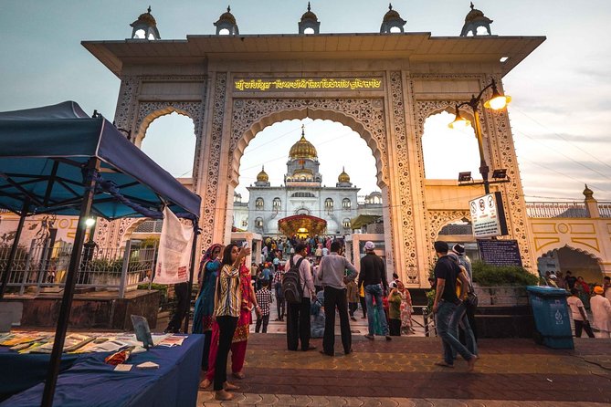 Delhi Old And New Delhi Private Sightseeing Tour - Gurudwara Bangla Sahib adds a living place of worship