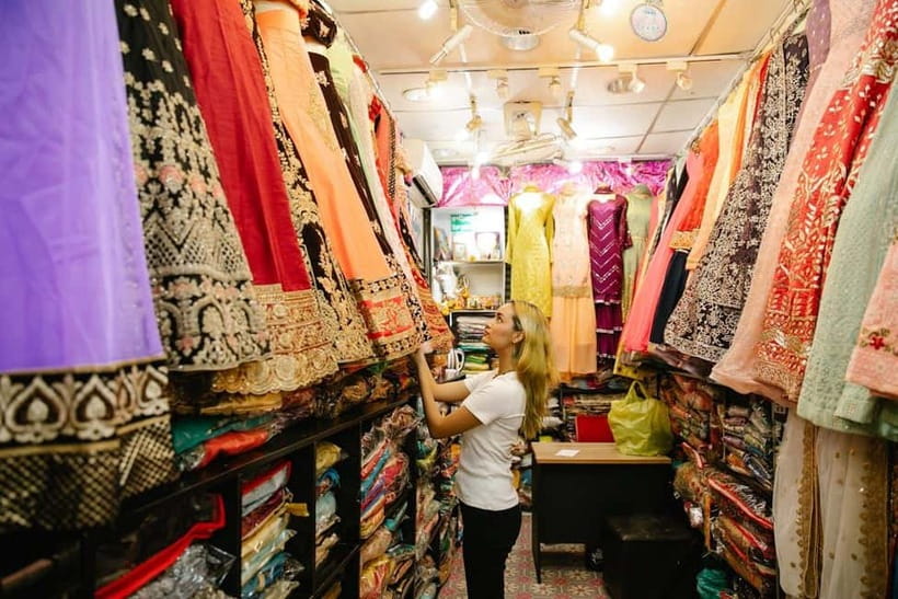 Delhi: Old Delhi Guided Tour with Rickshaw & Entry Tickets - Who Will Get the Most From This Tour