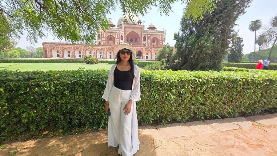 Delhi: Old Delhi & New Delhi Full & Half Day Private Tour - Jama Masjid and the first look at Old Delhi