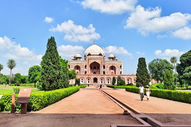 Delhi: Old & New Delhi Full And Half Day Private Guided City Tour - Red Fort from the outside