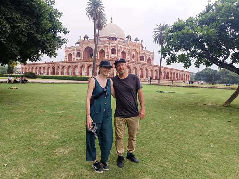 Delhi: Old & New Delhi Private Full Day or Half Day Tour - Chandni Chowk by rickshaw