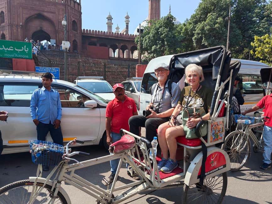 Delhi: Old & New Delhi Private Guided City Tour with Options - Chandni Chowk by rickshaw