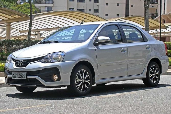 Delhi private Airport Transfer - Why a pre-booked ride helps at Delhi airport