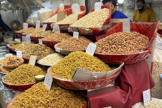 Delhi Private City Tour With Spice Market In 8 Hours - By Car - Qutub Minar and the story in its stone