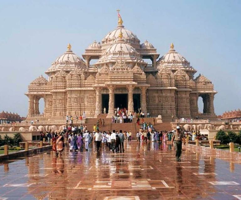 Delhi: Private Delhi Spiritual Sightseeing Tour By Car - Jama Masjid: a grand opening in Old Delhi