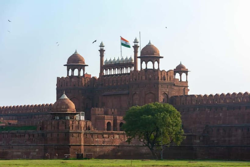Delhi: Private Full-Day City Tour of Old and New Delhi - Humayun’s Tomb, a quieter hour among gardens