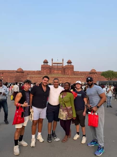 Delhi: Private Half-Day or Full-Day Old and New Delhi Tour - Chandni Chowk by rickshaw