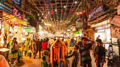 Private Half-Day Shopping Tour with Transfer