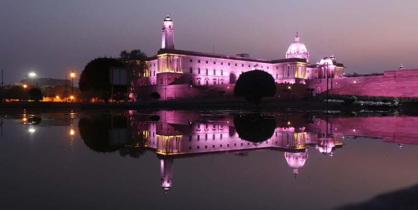 Delhi: Private Old & New Delhi Tour – Full or Half Day - India Gate and the capital’s public face