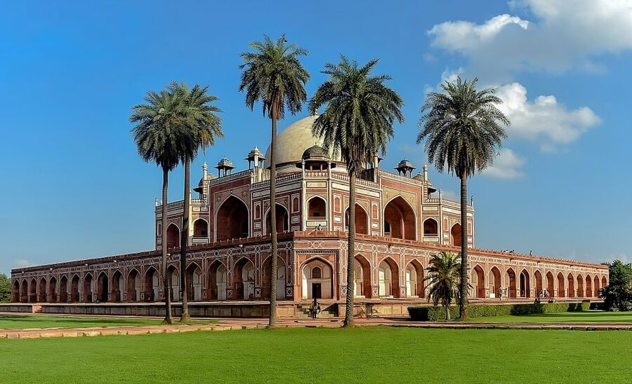 Delhi: Private Old & New Delhi Tour - Full or Half-Day tour - Lotus Temple offers a quieter pause