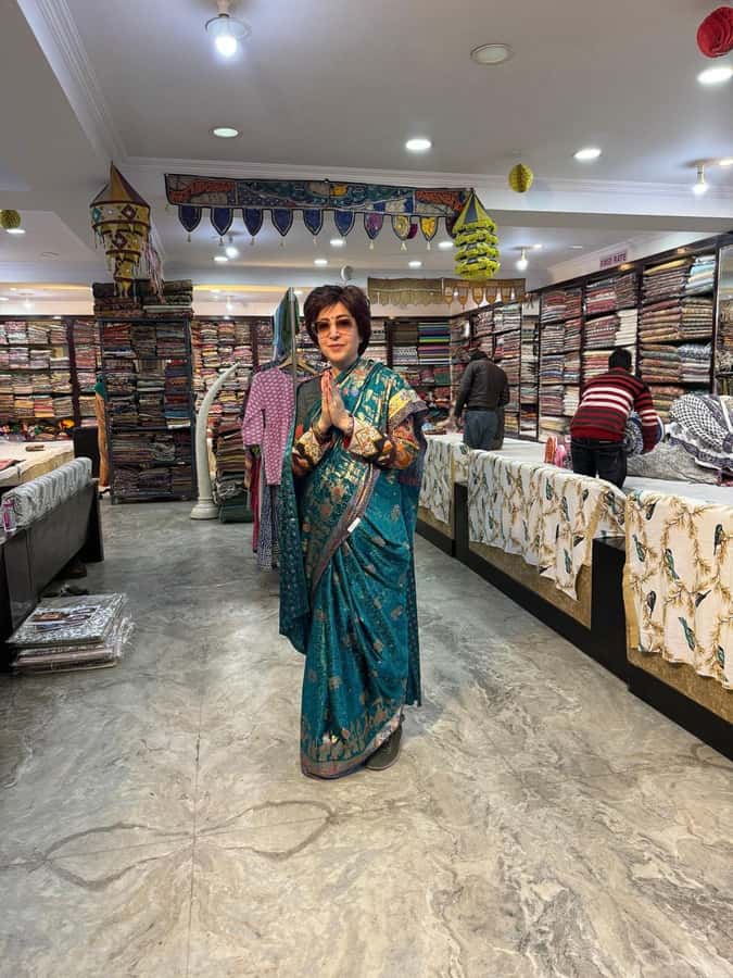 Delhi: Private Shopping Tour with Guide and Transfer - Why a private guide helps in Delhi’s markets