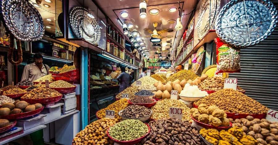 Delhi: Private Shopping Tour with Guide and Transfer - How to shape the route around your shopping list