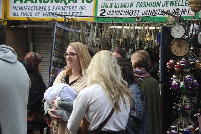 Delhi Private Shopping Tour with transfers - Finishing at Padma Bazaar
