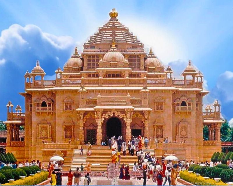 Delhi: Private Spiritual Sites Car Tour with Lunch and Entry - The Red Fort is a drive-by, not a full visit