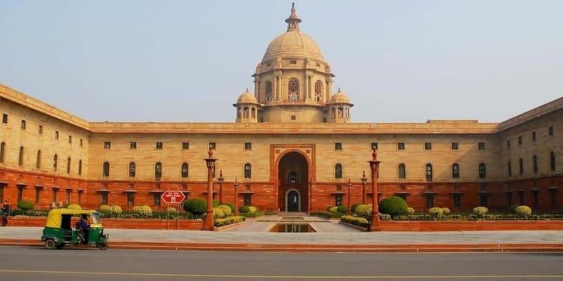 Delhi: Private Tour of Old and New Delhi with Hotel Pickup - Lotus Temple and Humayun’s Tomb