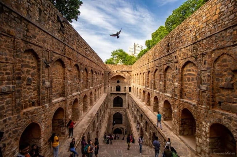 Delhi: Private Tour of Old and New Delhi with Hotel Pickup - Chandni Chowk by rickshaw