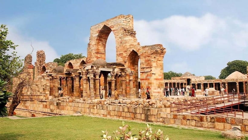 Delhi: Qutub Minar UNESCO World Heritage Site Walking Tour - Why Qutub Minar works so well as a short Delhi tour