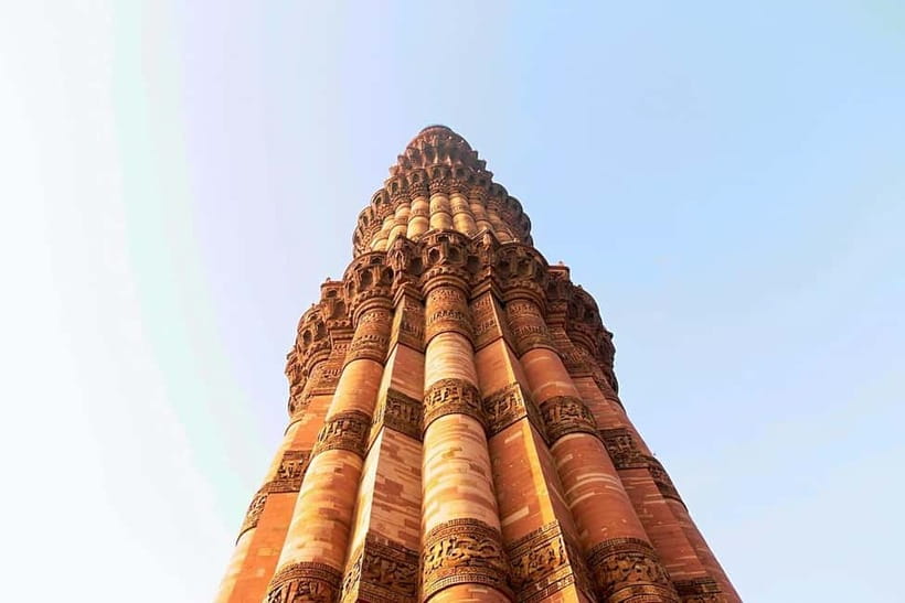 Delhi: Qutub Minar UNESCO World Heritage Site Walking Tour - Starting beneath the 73-meter Qutub Minar