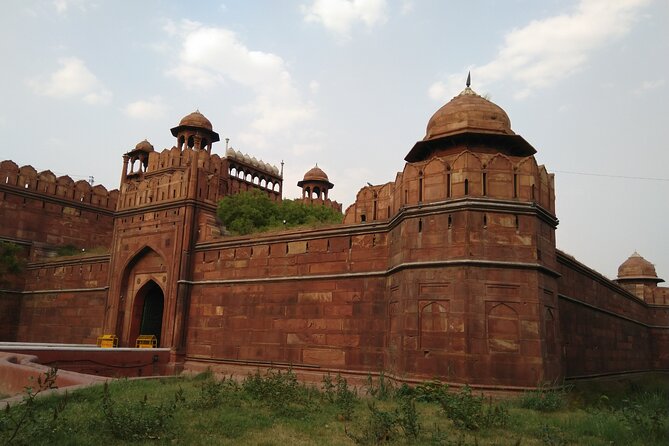 Delhi's historical 7 hours experience tour - Humayun’s Tomb, the day’s great garden monument