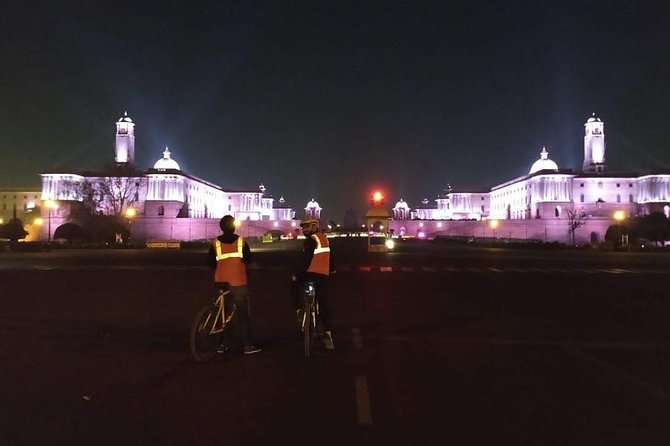 Delhi Starry Night Cycling Tour - Why Delhi looks better from a bicycle after 9 pm