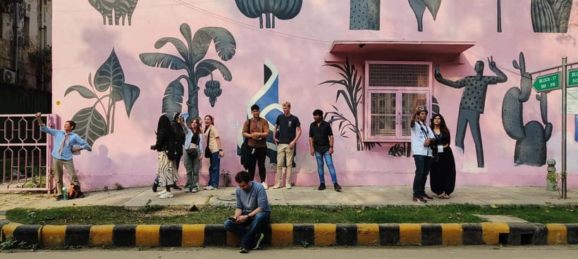 Delhi Street Art Tour - What the guides add to the experience
