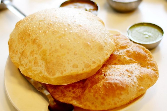Delhi: Street Food Crawl (2 Hours Guided Food Tasting Tour) - The serious issue: meeting-point reliability