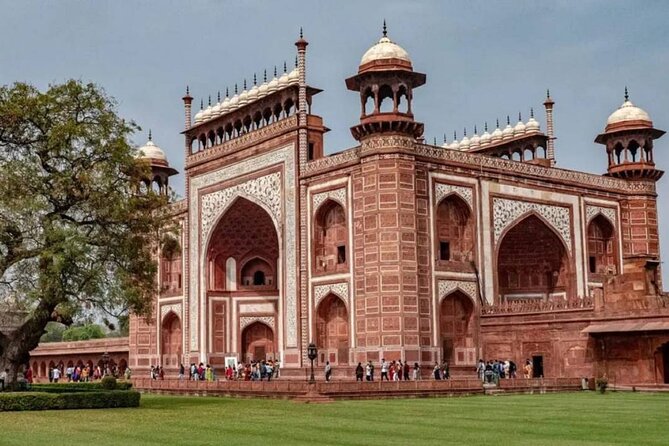 Delhi: Taj Mahal, Agra Fort & Baby Taj Day Tour - All Inclusive - The Taj Mahal: allow your biggest block of time