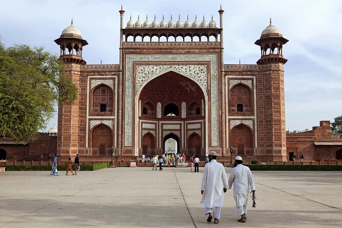 Delhi: Taj Mahal, Agra Fort & Baby Taj Day Tour - All Inclusive - What the private car changes