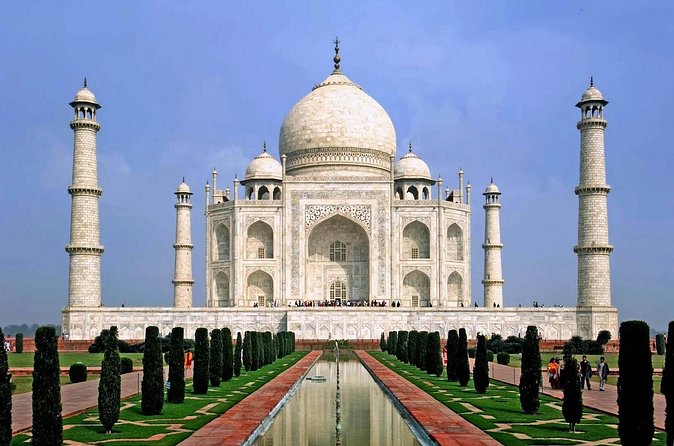 Delhi: Taj Mahal, Agra Fort & Baby Taj Day Tour - All Inclusive - A guide can make or break the visit