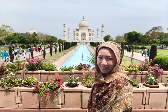 Delhi: Taj Mahal Agra Fort & Baby Taj Tour by Car with Fast Entry - The Baby Taj and its fine stonework