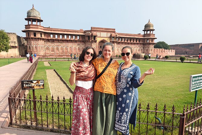 Delhi: Taj Mahal Agra Fort & Baby Taj Tour by Car with Fast Entry - Entering the Taj Mahal