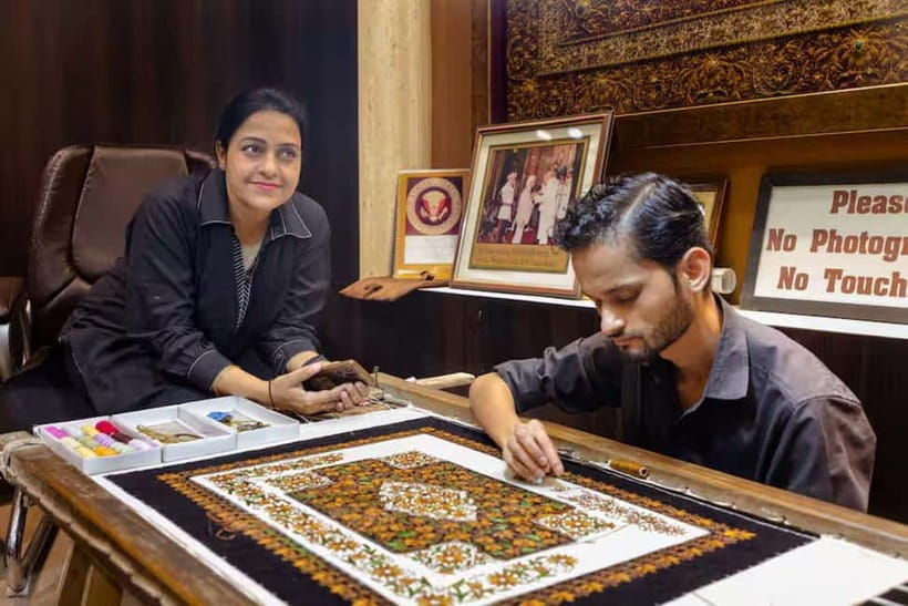 Delhi: Textile Trail Tour with Artisan Interaction - Key points to know before booking