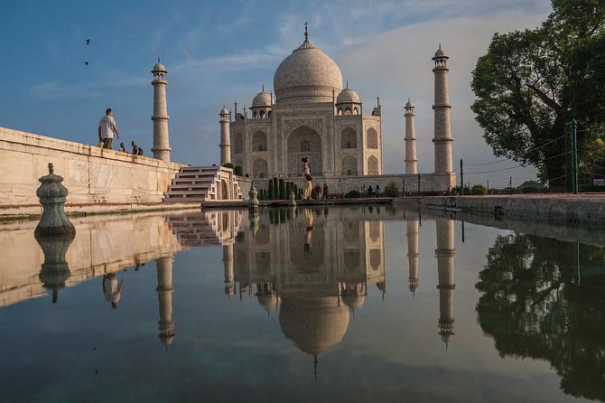 Delhi to Taj Mahal and return - Transportation with Tour Guide. - The drive along the Yamuna Expressway