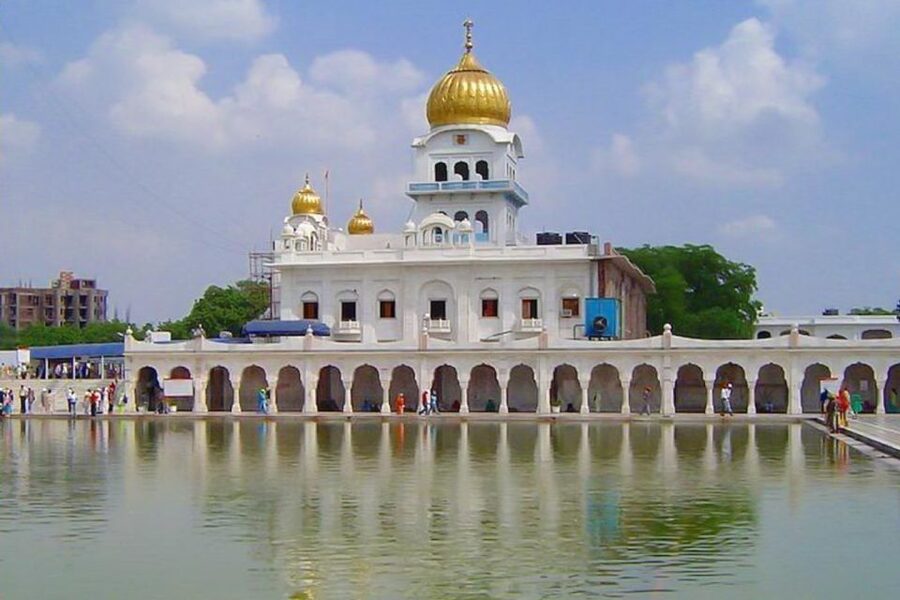Divine Delhi: Explore Indian Faiths on a Cultural Tour - Understanding Laxminarayan Temple in 35 minutes