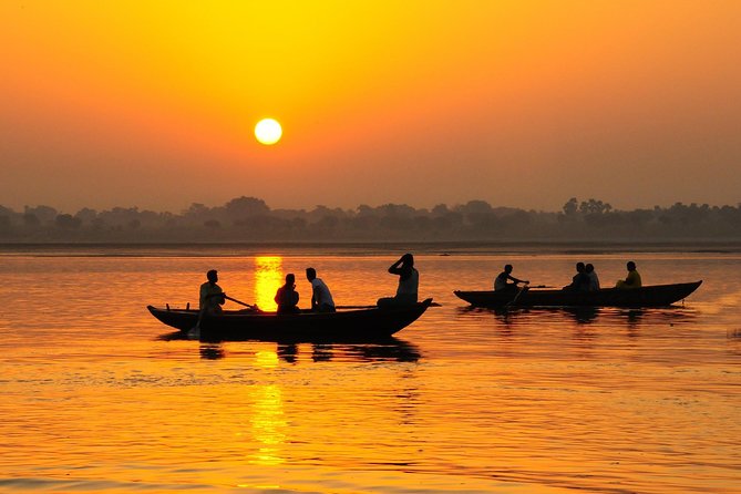 Essence of magnificent India and Nepal - Varanasi is the emotional center of the trip