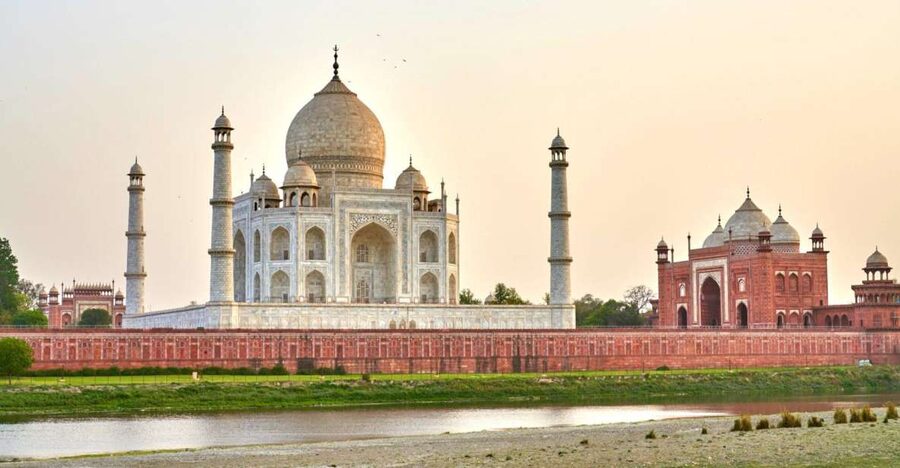 Evening tour of Agra city with Sunset Taj Mahal & Agra Fort - The Taj Mahal from Mehtab Bagh