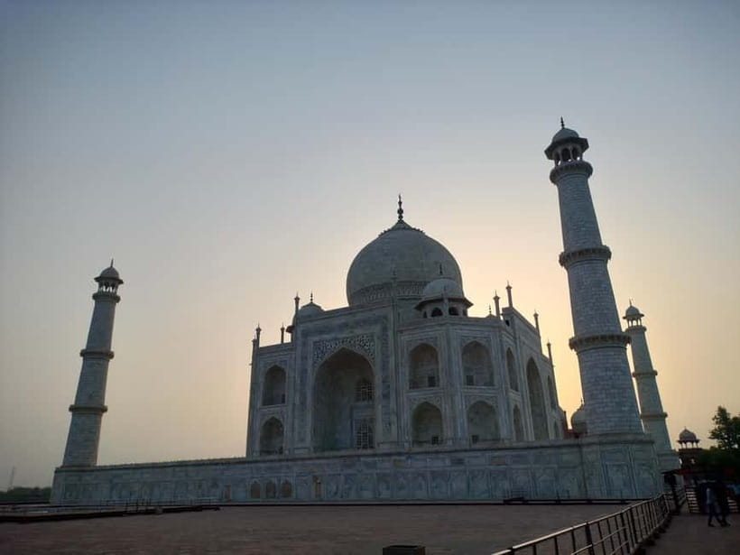 Evening tour of Agra city with Sunset Taj Mahal & Agra Fort - Is $27 per person good value?