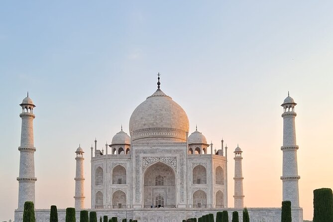 Exclusive Sunrise Taj Mahal Excursion from Delhi all Inclusive - The private drive from Delhi to Agra