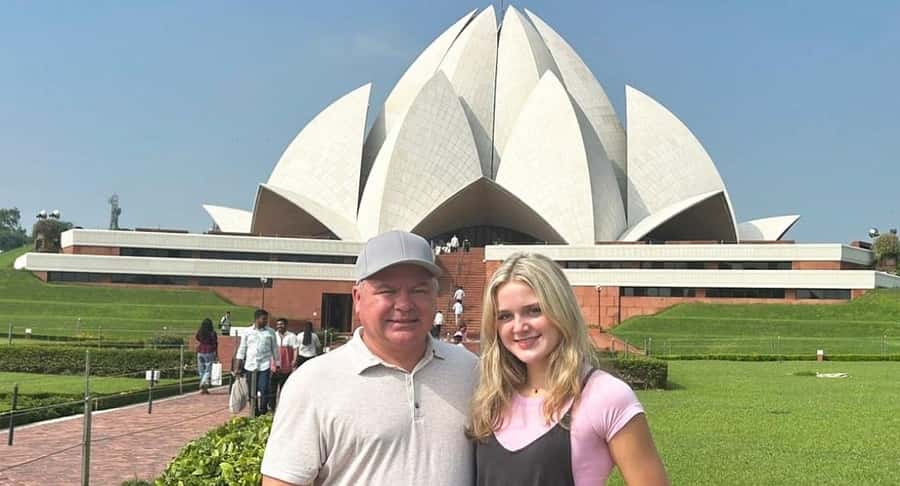 Explore Chandni Chowk: Old Delhi Private Tuk Tuk & Food Tour - Hotel pickup gets you into Old Delhi