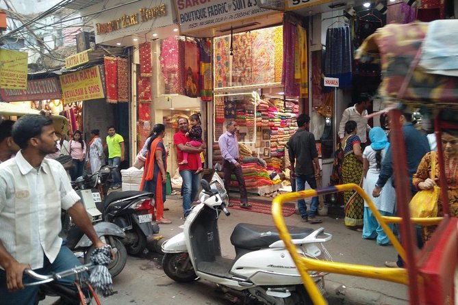 Explore the Beauty of Old Delhi & the Spice Market! - Chandni Chowk, where Old Delhi gets loud