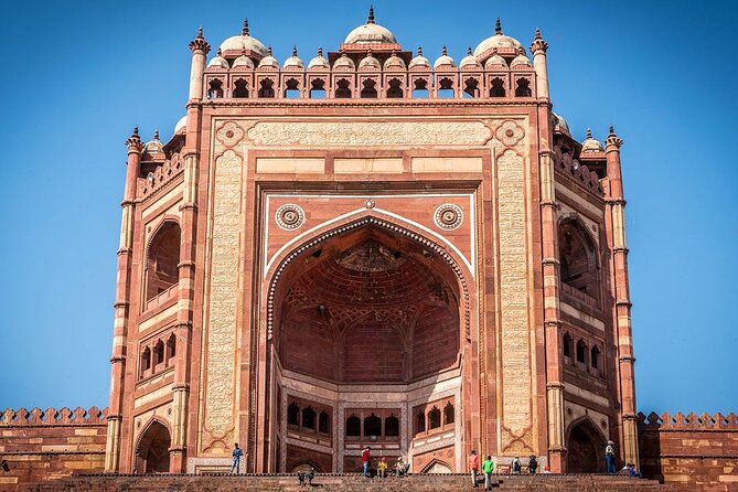 Five days Golden Triangle India Tour From Delhi - Guides, drivers, and the private-tour advantage