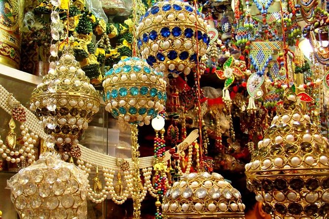 Food Tour of OLD Delhi: Experience Indian Mouth-watering Cuisine - Who should choose this experience