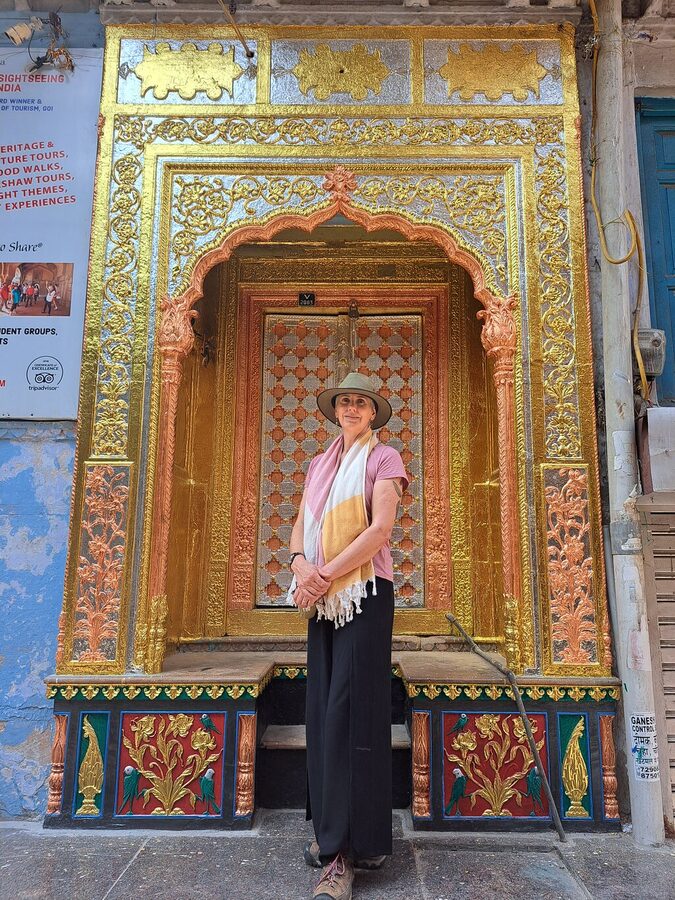 Free walking tour old delhi - Paranthe Wali Gali: a 30-minute food break
