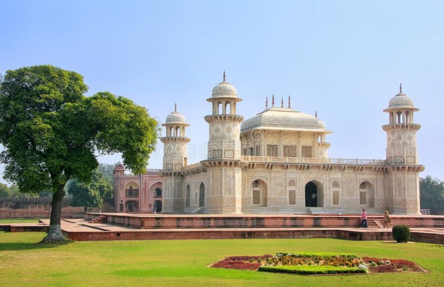 From Delhi: 2-Day Private Agra Trip w/ Taj Mahal & Agra Fort - Itimad-ud-Daulah offers a smaller marble story