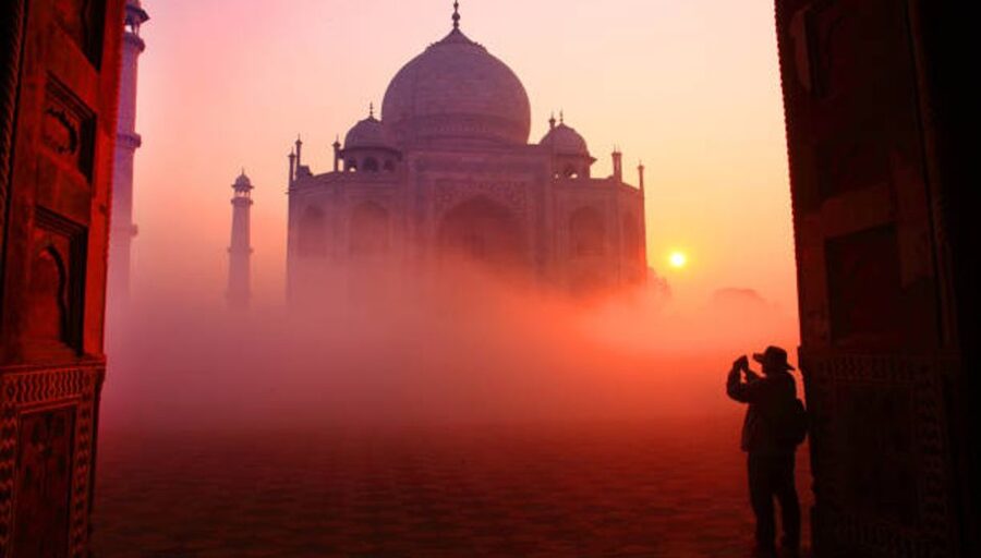 From Delhi: 2-Day Private Agra Trip w/ Taj Mahal & Agra Fort - The sunrise Taj Mahal visit is the highlight