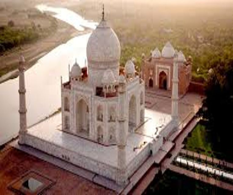 From Delhi: 2-Day Private Agra Trip w/ Taj Mahal & Agra Fort - What the private car and driver add
