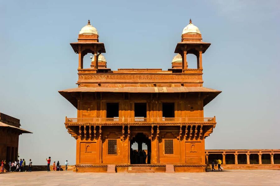 From Delhi: 3-Day Private Golden Triangle Tour with Hotels - Fatehpur Sikri on the road to Jaipur