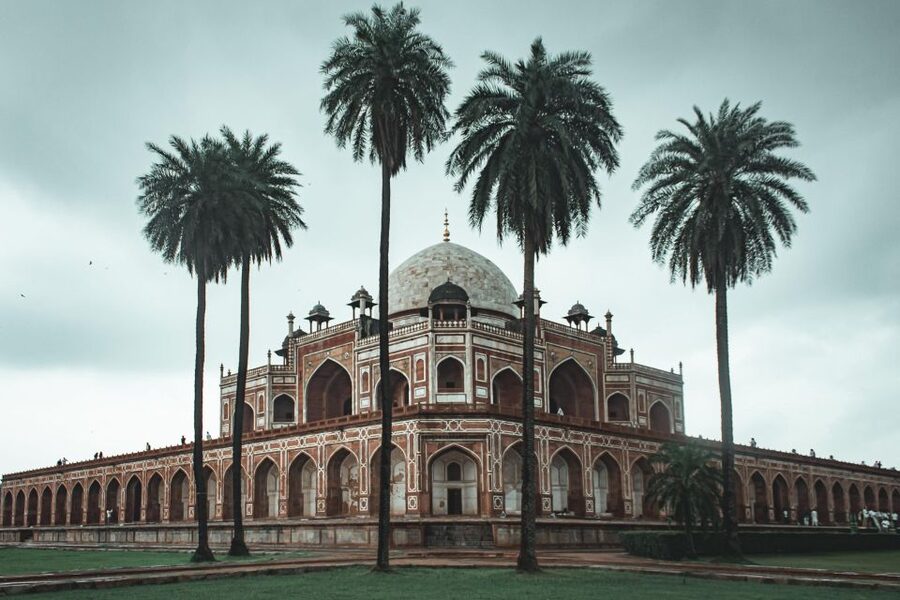 From Delhi: 3-Days Golden Triangle with Fatehpur Sikri - Day 2: Taj Mahal light, Agra Fort, and the road to Jaipur