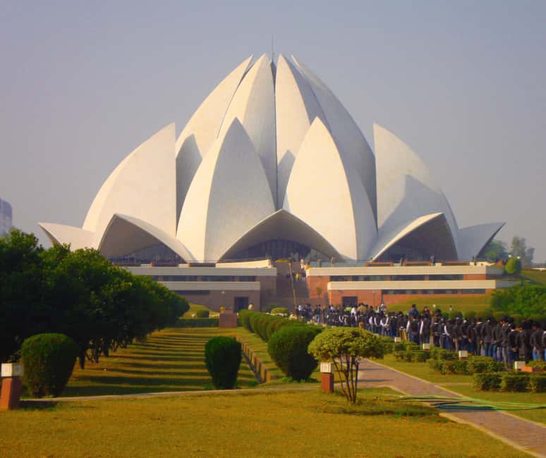 From Delhi: 5 Day Golden Triangle, Safari, & Bird Sanctuary - Guides, drivers, and the human side of the trip